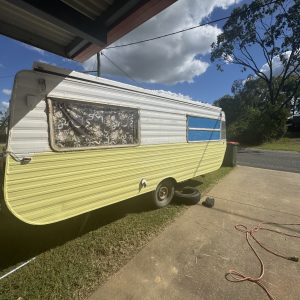 Caravan Transport